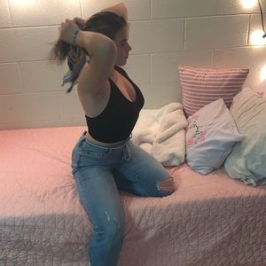 Meet your Posher, Corie